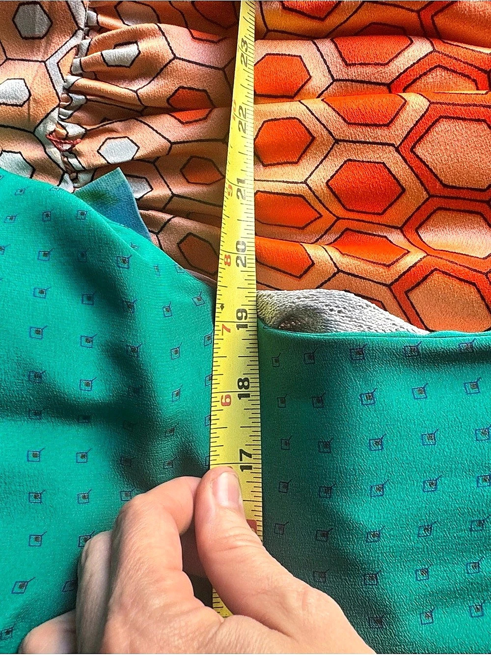 Vintage Joanie Char Silk Silk Midi Dress in Green & Blue Size 8 - Picture 8 of 9
